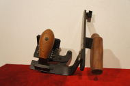 metal/drziak--1