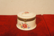 porcelan/dozicka-s-poklopom-31