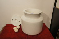 porcelan/nadoba-s-poklopom-2