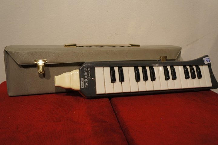 piano 26 melodica
