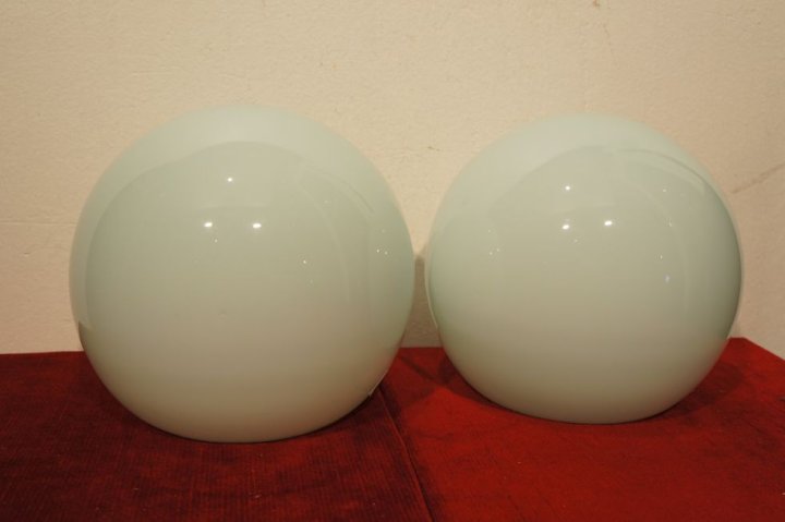2x tienidlo na lampu