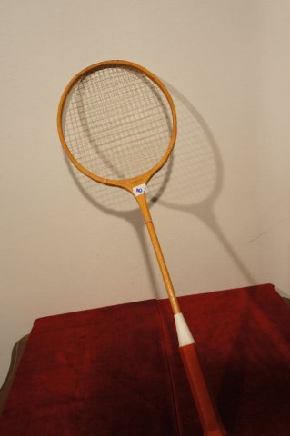 badmintonová raketa