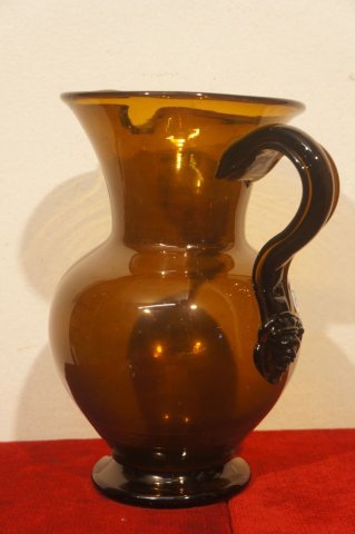 džbán