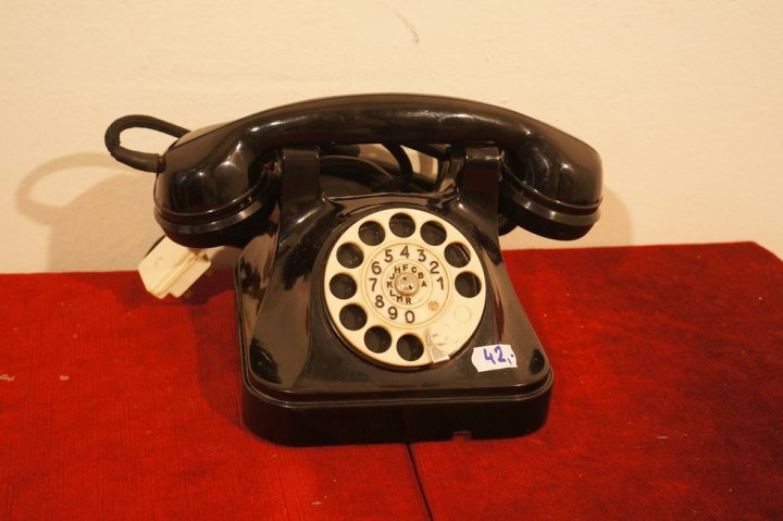 telefón
