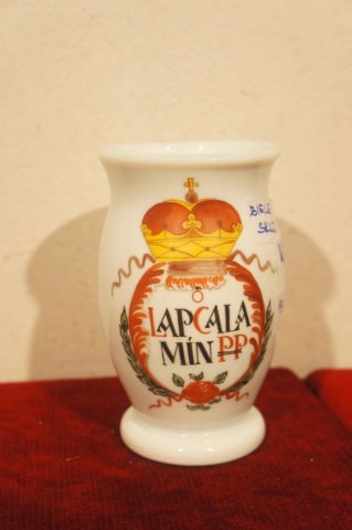 vázička