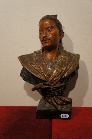 busta muž