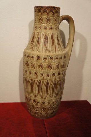 džbán
