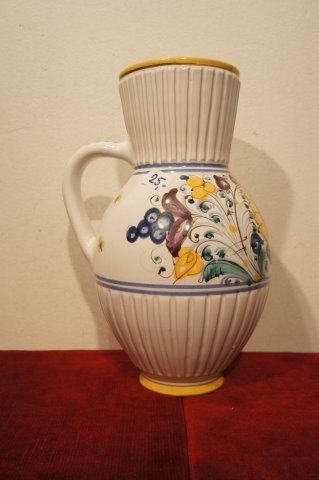 džbán