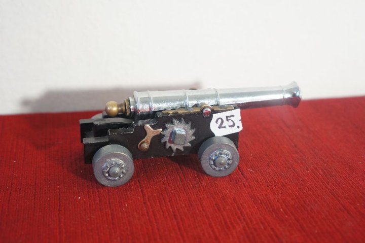 delo miniatúra