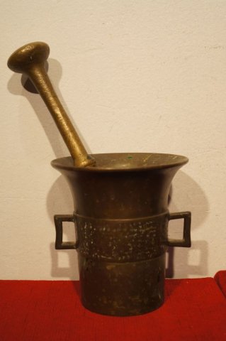 mažiar s tĺčikom