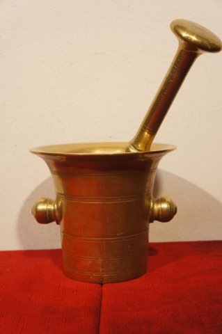 mažiar s tĺčikom