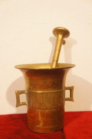 mažiar s tĺčikom