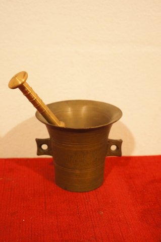 mažiarik s tĺčikom
