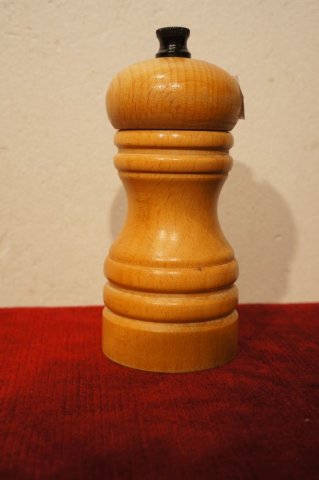 mlynček na korenie