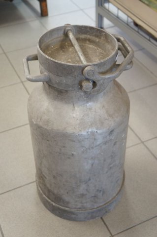 nádoba na mlieko
