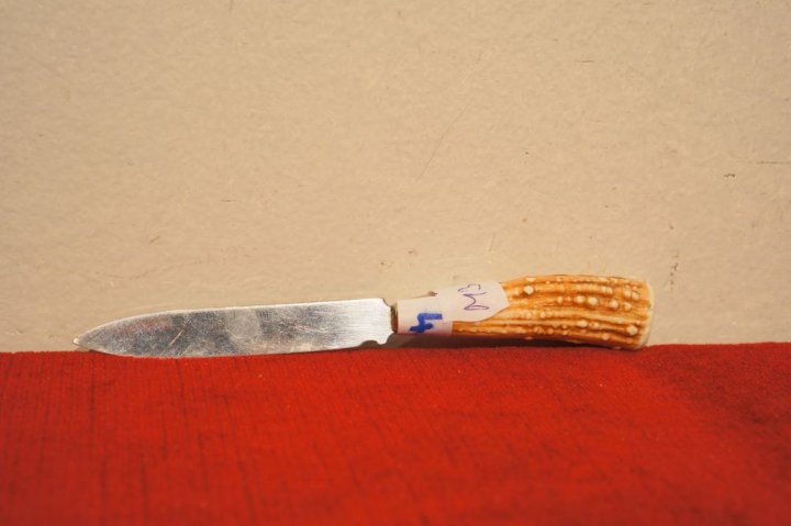 nožík