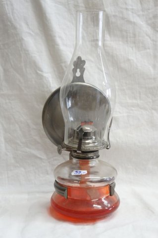 petrolejová lampa