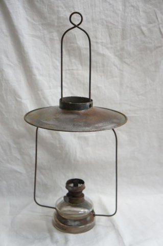 petrolejová lampa