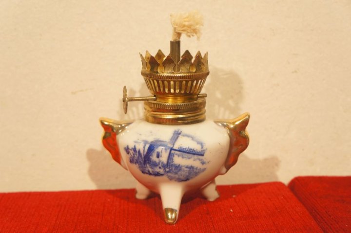 petrolejová lampa