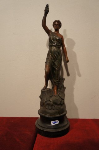 žena
