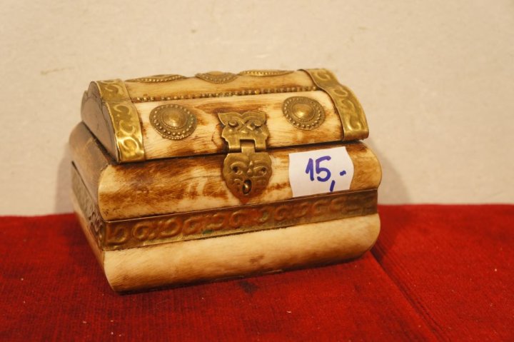 krabička truhlička