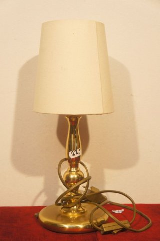 stolná lampa