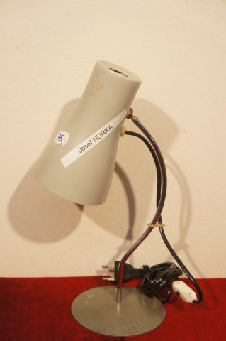 stolná lampa