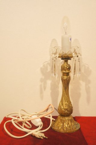 stolná lampa
