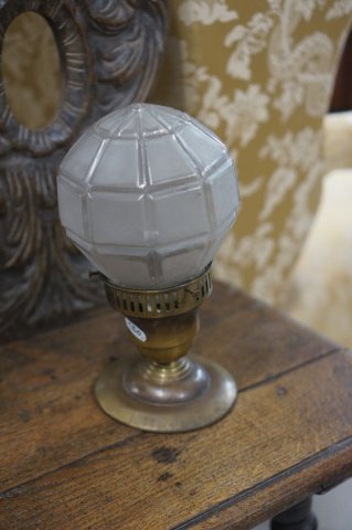 stropná lampa