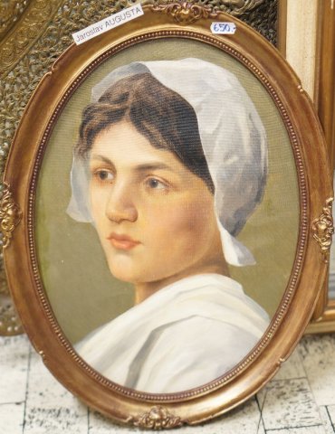 žena v čepci