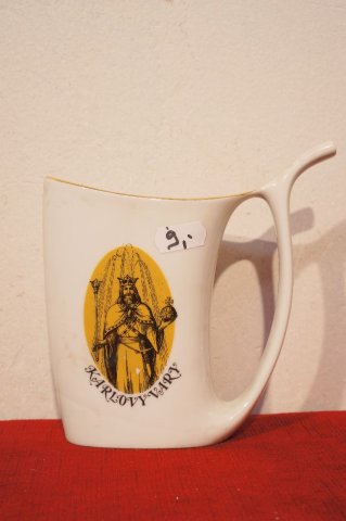 kúpelny pohár