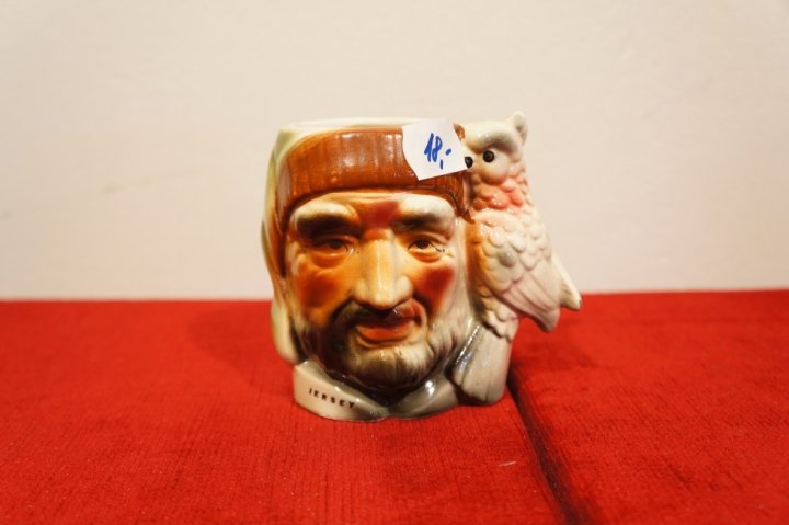 pohár pirát papagáj