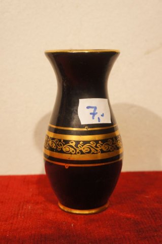 vázička