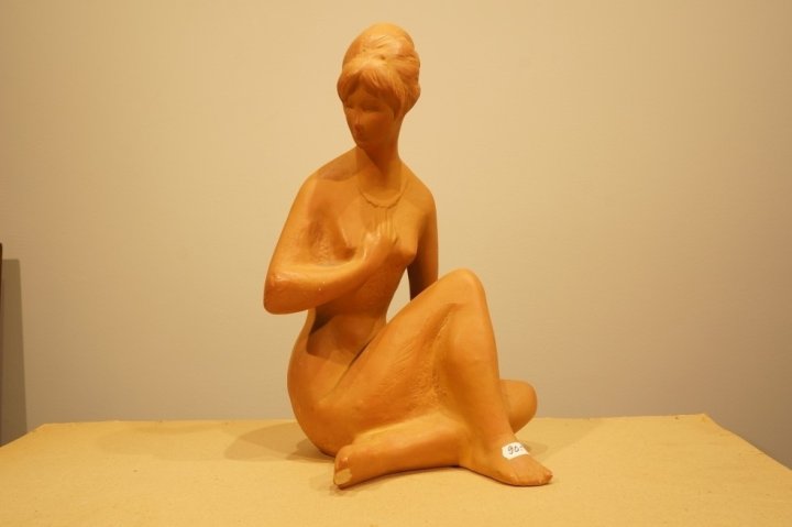 žena náhrdelník